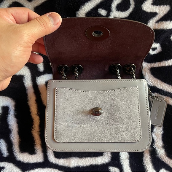 Coach Madison Shoulder Bag 16
Condition: 9/10 - Picture 3 of 8